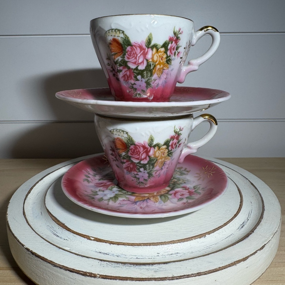 Vintage Royal Crown Bone China Gold Rim Iridescent Floral Cup & Saucer  -Japan 2